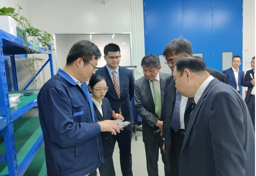 MAZAK技术团队莅临苏州新大陆精密公司参观考察