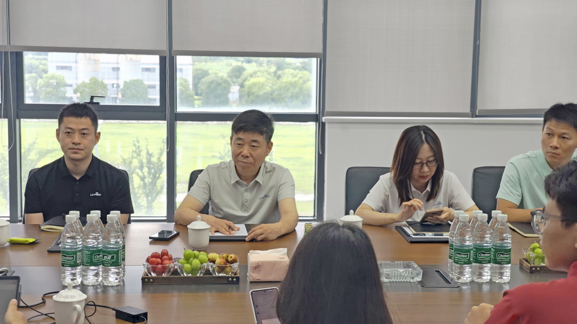 苏州立普医疗团队到苏州新大陆精密参观考察